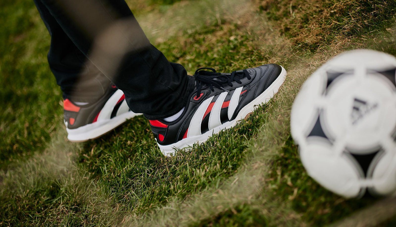 adidas Originals lança o tênis Predator Mundial em duas cores