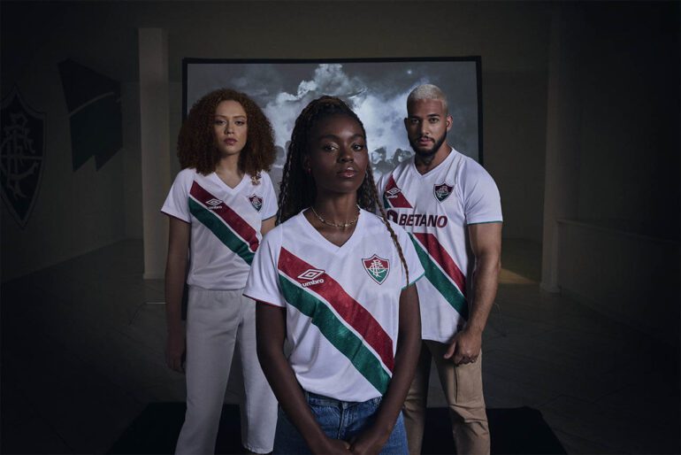 Fluminense apresenta nova camisa reserva para a temporada 2024-2025