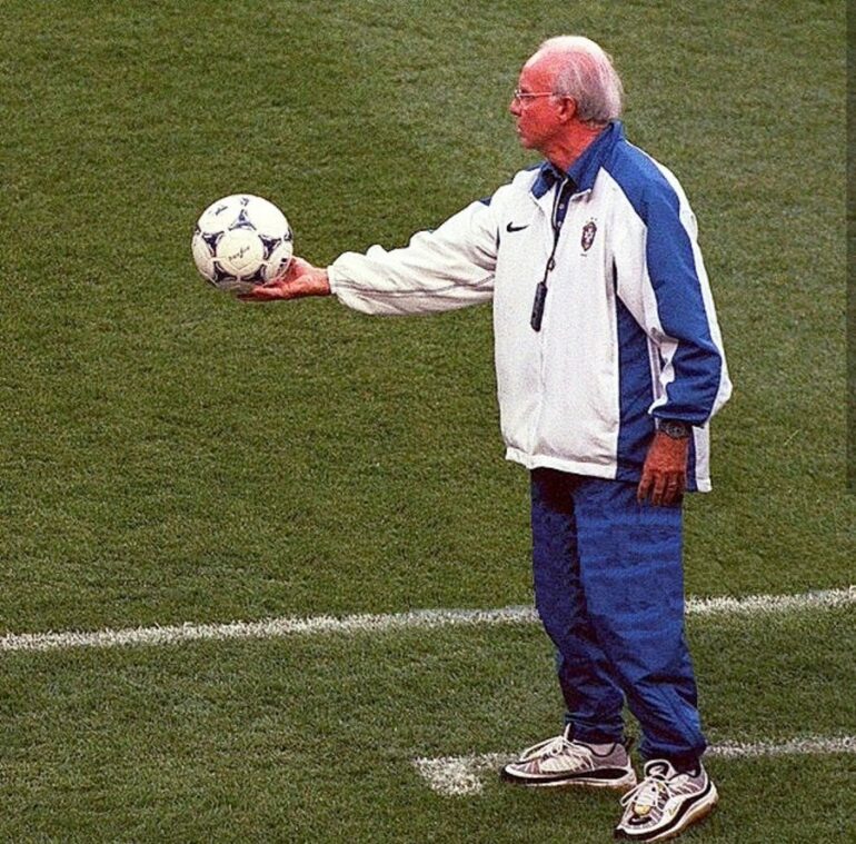 Vazamento Revela Reedição do Agasalho do Brasil da Copa de 1998 pela Nike