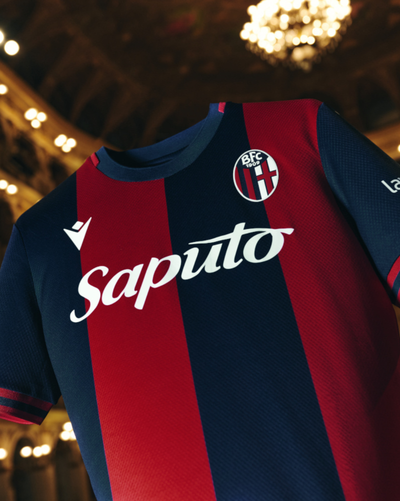 Bologna revela seu novo uniforme para jogos em casa Será o primeiro a ser usado na Liga dos Campeões