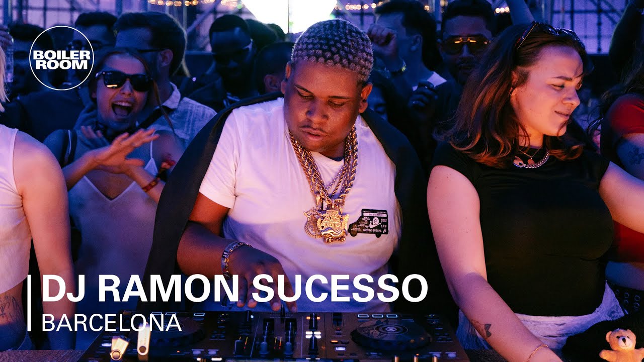 DJ Ramon Sucesso agita o palco Boiler Room x Primavera Sound Barcelona com CUPRA