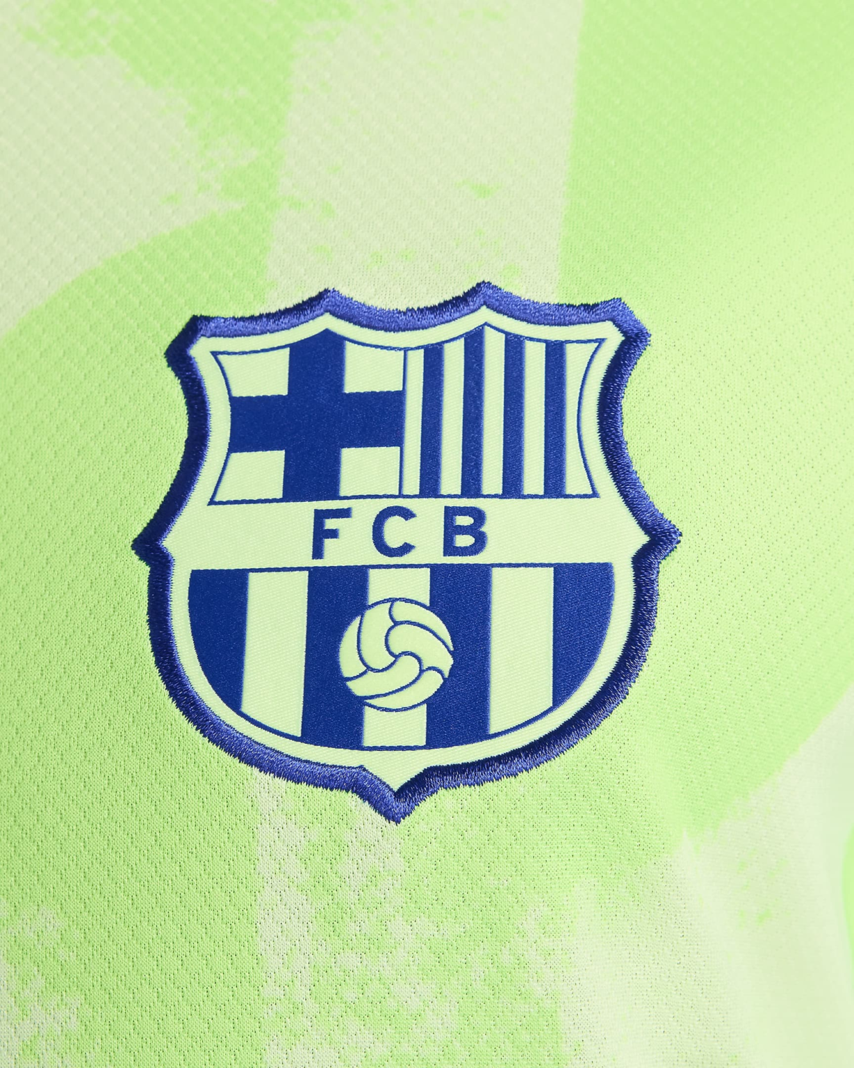 Clubes de futebol que nao respeitam as cores originais no escudo uma escolha curiosa 1