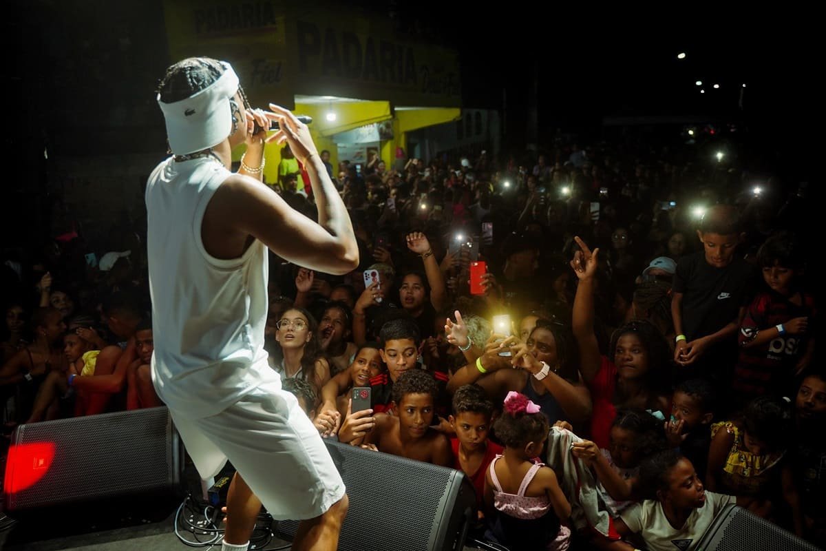 Show de Dia das Crianças do TZ da Coronel emociona comunidade em Cabo Frio