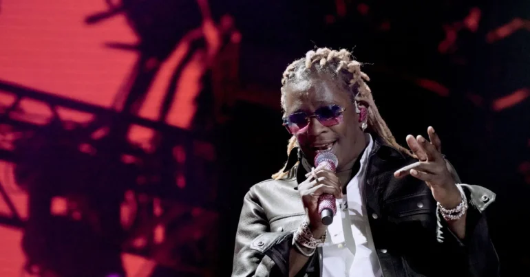 Young Thug adia álbum Uy Scuti em respeito a Cardi B
