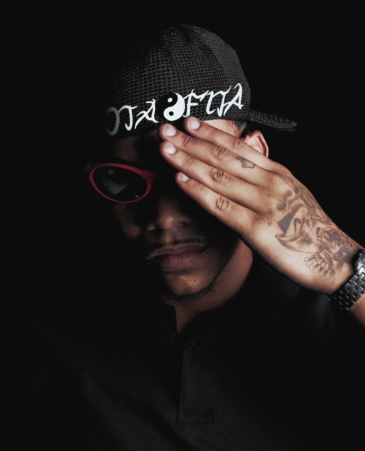 Danzo lança o EP OTAFITA exaltando as ruas e suas vivências