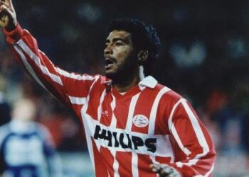 Romário entra para a Calçada da Fama do PSV Eindhoven