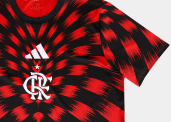 Flamengo revela camisa pré-jogo 2025