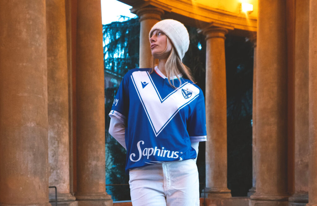 Vélez Sarsfield revela novos uniformes da Macron para a temporada