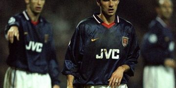 Arsenal e a one-off jersey de 1998: história e impacto