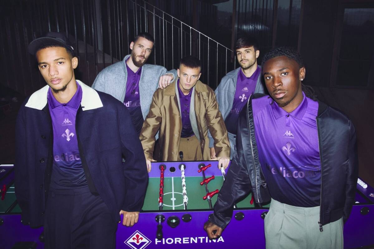 Fiorentina e LuisaViaRoma lançam quarta camisa especial