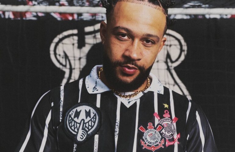 Memphis Depay está na capa da GQ Brasil