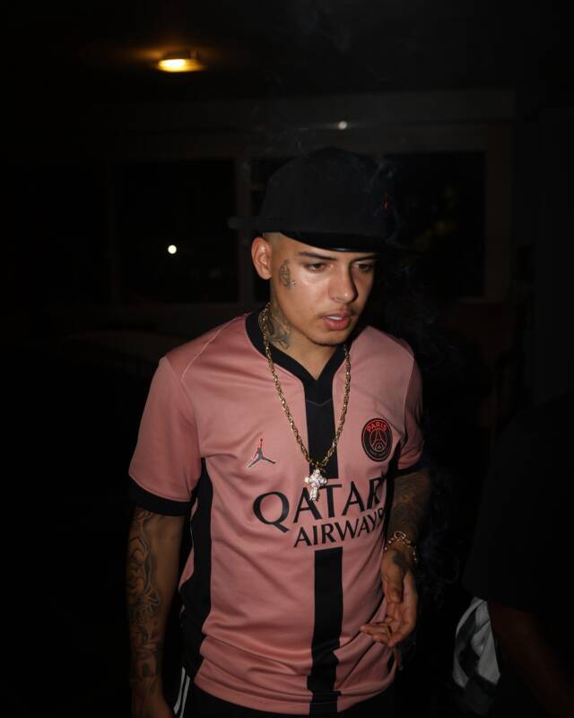MC Rick acusa PM de violência em operação no seu bar em BH