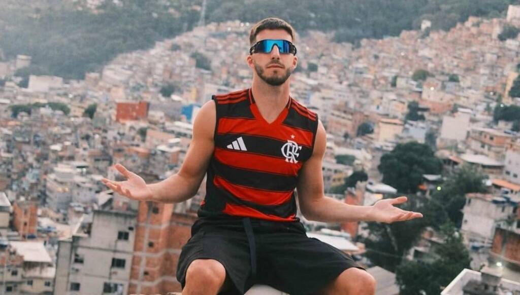 Gonçalo Inácio curte o Rio após temporada intensa
