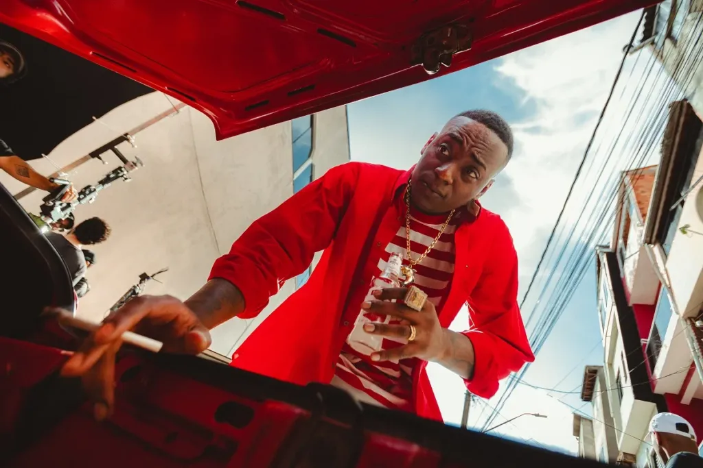 “Vizinhança do Bigode”: MC Negão Original lança álbum visual com 14 faixas e cinco clipes inéditos