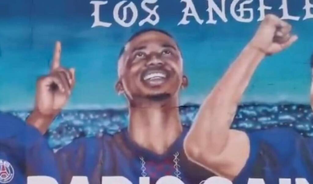 Mural em Los Angeles presta homenagem ao PSG