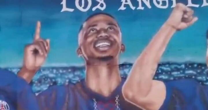 Mural em Los Angeles presta homenagem ao PSG