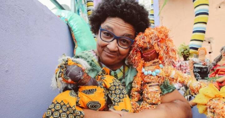 Dona Jacira, mãe de Emicida e Fióti,  morre aos 60 anos em SP