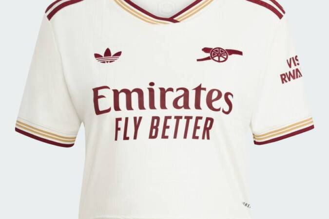 Adidas lança camisas cropped para a temporada 25/26