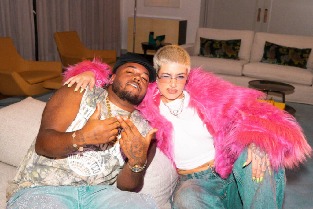 Clau e Vulgo FK lançam “Replay” e anunciam nova era Popstar