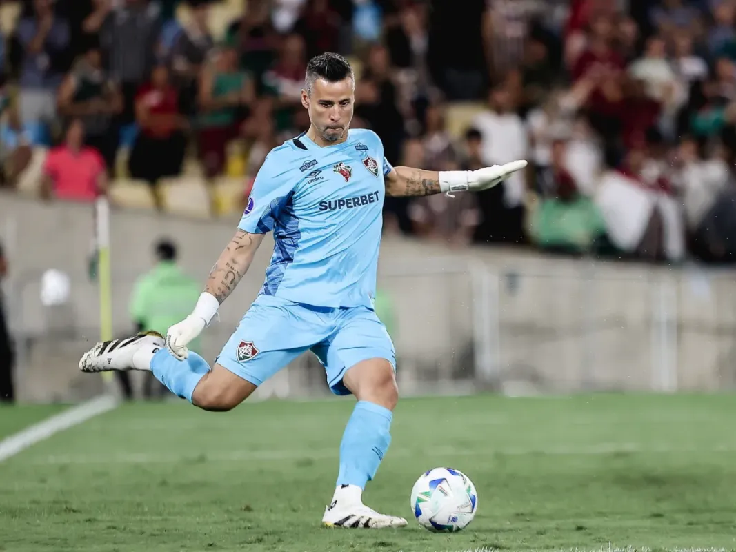 Fábio bate recorde mundial de jogos no futebol