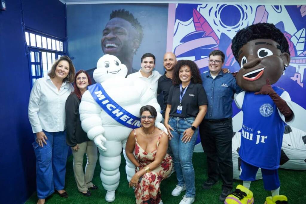 Instituto Vini Jr. leva tecnologia e esporte às escolas do Rio