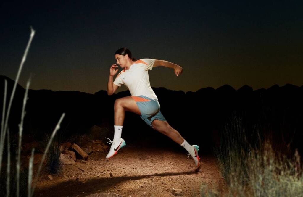 Nike lança primeira chuteira exclusiva de Sam Kerr