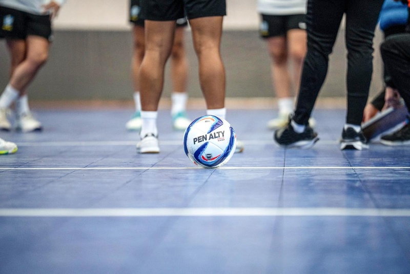 Penalty lidera futsal internacional com bola oficial em 3 torneios