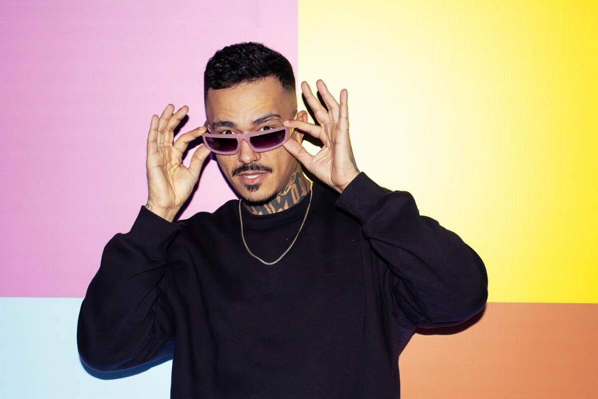 Rô Rosa estreia com “Estações” e transforma maturidade em música