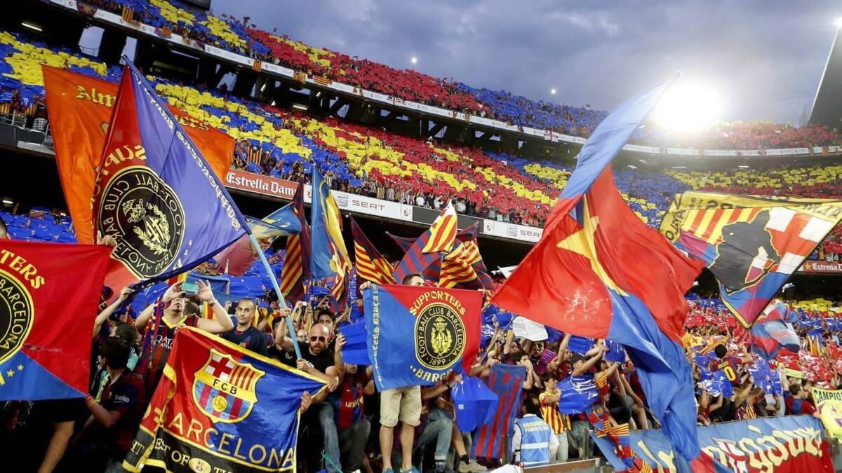Torcedora do Barcelona cobra retorno da Grada d’Animació após derrota para o PSG